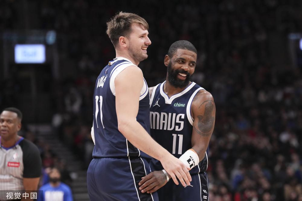 他的表现似 他的表现似